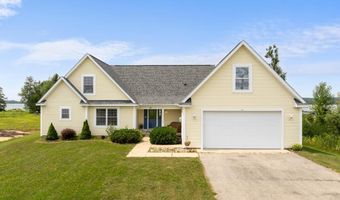 6097 Summerside Dr, Alanson, MI 49706