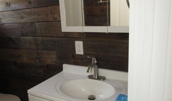 1111 W Chisum Ave, Artesia, NM 88210