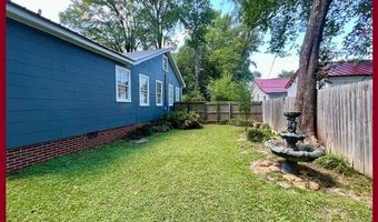 202 Bates St, Batesville, MS 38606