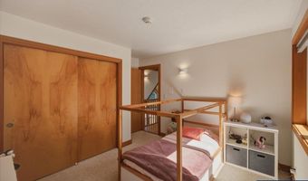 22000 SE Upper Matthews Creek Ln, Amity, OR 97101