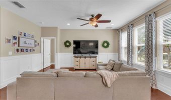 132 MAGNETA Loop, Auburndale, FL 33823