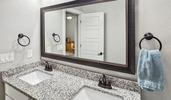 406 Plantation Ct, Carlsbad, NM 88220
