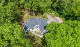 144 Pettis Ave SE, Ada, MI 49301