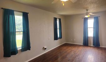 8015 Upton Rd, Amarillo, TX 79119