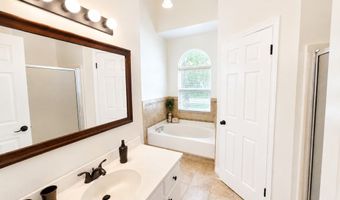 1402 S Saunders St, Aransas Pass, TX 78336