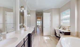 5508 Whistling Straights, Ave Maria, FL 34142