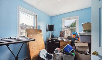 32 Williams St, Bristol, CT 06010
