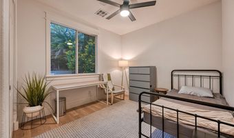5571 Bethany Bend Dr, Las Vegas, NV 89135