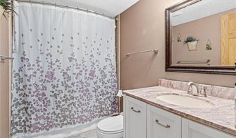 7923 147th St W, Apple Valley, MN 55124