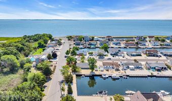 121 Stillwater Rd, Barnegat, NJ 08005