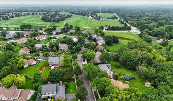 1661 Kensington Dr, Algonquin, IL 60102