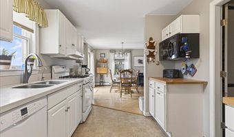 58 Bicknell Rd, Belmont, ME 04952