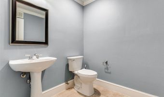 5055 Addison Cir 205, Addison, TX 75001