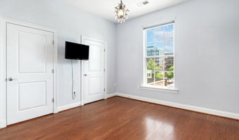1023 N ROYAL St 316, Alexandria, VA 22314