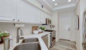 101 Carlsbad Ln, Aliso Viejo, CA 92656