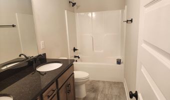 26333 Kennesaw Bluff Dr, Athens, AL 35613