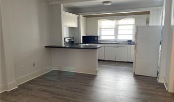 16 Mann Ave 2, Newport, RI 02840