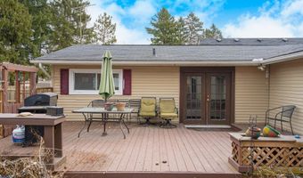 297 E Washington St, Almont, MI 48003
