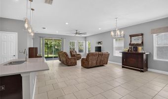 7029 OLD BENTON Dr, Apollo Beach, FL 33572