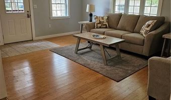 41 Park Ln, Coventry, RI 02816