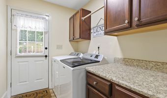610 Fawn Branch Trl, Boiling Springs, SC 29316