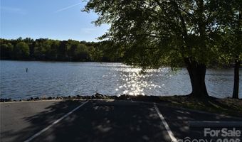 286 Aberdeen Ct E 43, Badin Lake, NC 28127