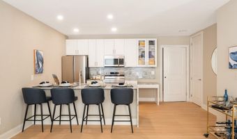 1601 CHERRY St 702, Philadelphia, PA 19102