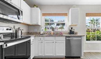 6702 CLAIR SHORE Dr, Apollo Beach, FL 33572