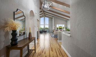 6829 Corintia St, Carlsbad, CA 92009
