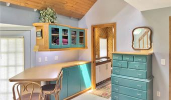 223 Ten Rod Rd, Exeter, RI 02822
