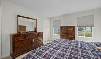 122 Eagle Cir, Amherst, OH 44001