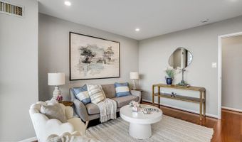 400 MADISON St #704, Alexandria, VA 22314