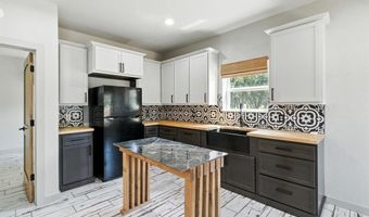 370 Rolling Bend Rd, Alvord, TX 76255