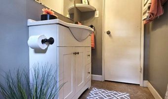 108 French St, Bristol, CT 06010