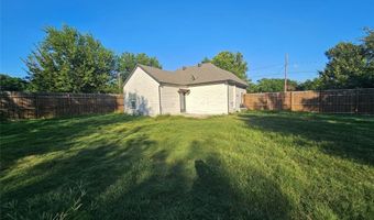 202 S Trappier St, Alvord, TX 76225