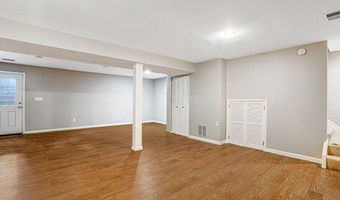 8402 CAMDEN St, Alexandria, VA 22308