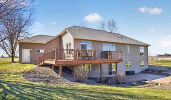 1442 30th St NW, Austin, MN 55912