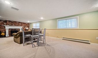 133 Russell Ln, Abington, MA 02351