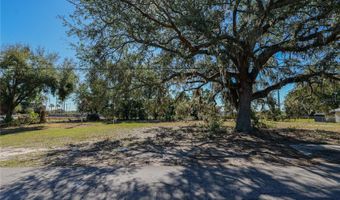 2113 HILLCREST Rd, Auburndale, FL 33823