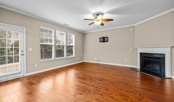 414 Hilltop View St, Cary, NC 27513