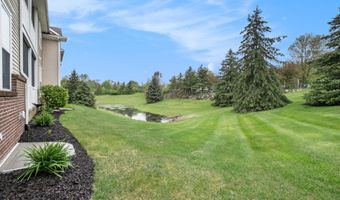 2925 N Knightsbridge Cir, Ann Arbor, MI 48105