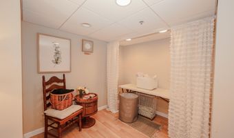18 Suffolk Ct 159, Bedford, NH 03110