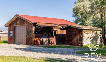 8 Mountain View Dr, Cody, WY 82414