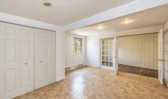 141 Gurleyville Rd, Mansfield, CT 06268