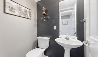 10 E 18TH, Barnegat Light, NJ 08006