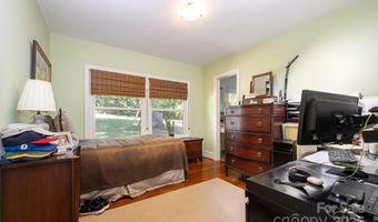 3125 Loma Ln, Charlotte, NC 28205