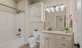 5602 Aspen Ave, Bartlesville, OK 74006