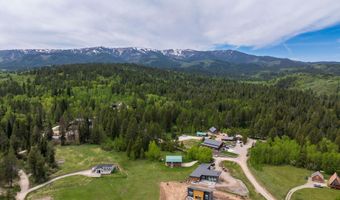 31 PINE HOLLOW Ct, Alpine, WY 83128