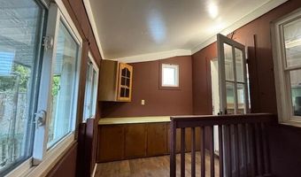 17 Grove Ave, Albany, NY 12208
