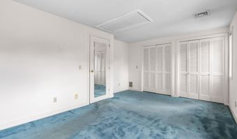 51 River Front Dr 3, Manchester, NH 03102